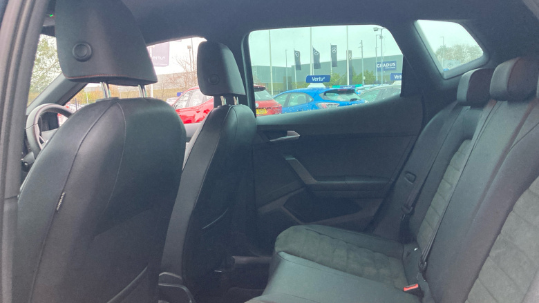 SEAT Arona 1.0 TSI 110 FR Sport 5dr DSG Petrol Hatchback